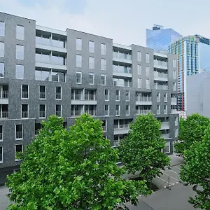 https://flow-apartments.warsawhotelspoland.com